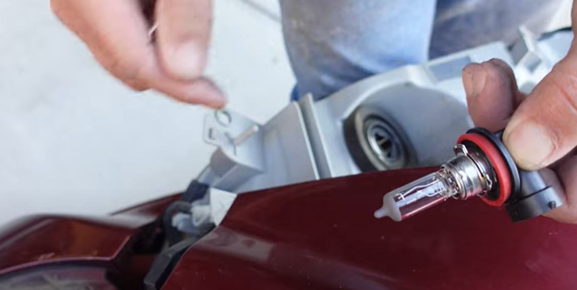 Introduction To Headlight Bulb Replacement In The 2010 Malibu