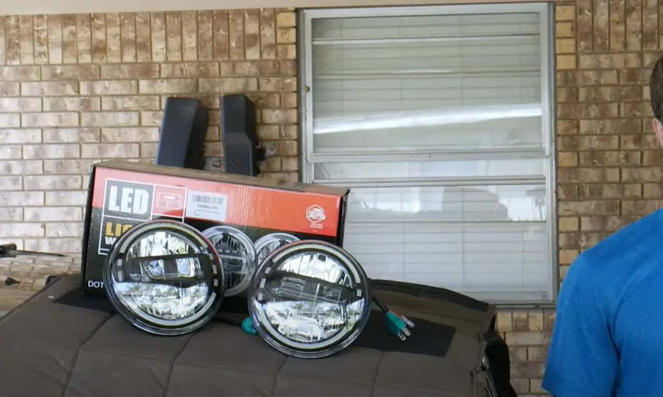 Jeep Wrangler Headlight Ring Adjustment