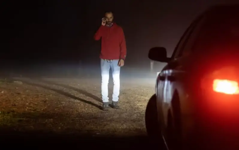 Why Does My Headlight Go On And Off